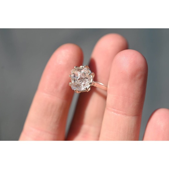 Alternative  Engagement Ring  unique anniversary gift  Size 4 5 6 7 8 9 … - Picture 2 of 4